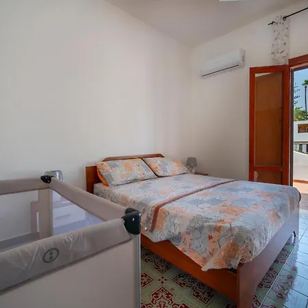 Holiday home Mandare - Fontane Bianche